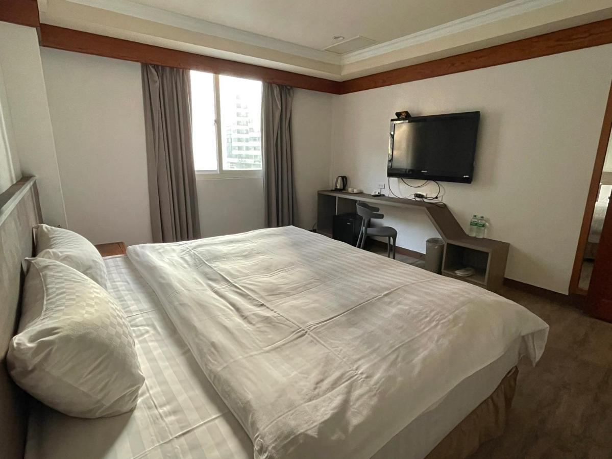The Rivero Hotel Kaohsiung Exterior photo