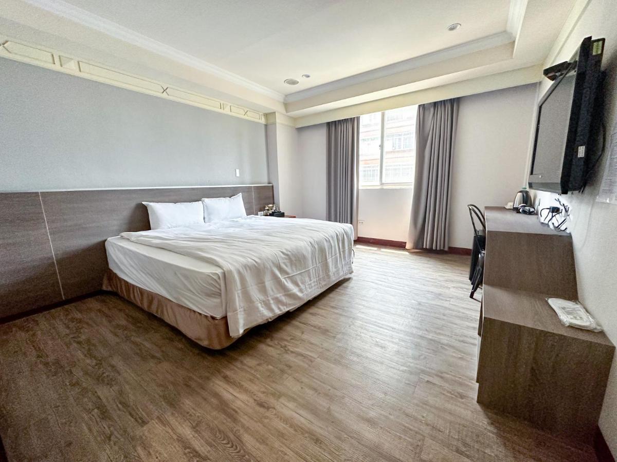 The Rivero Hotel Kaohsiung Exterior photo