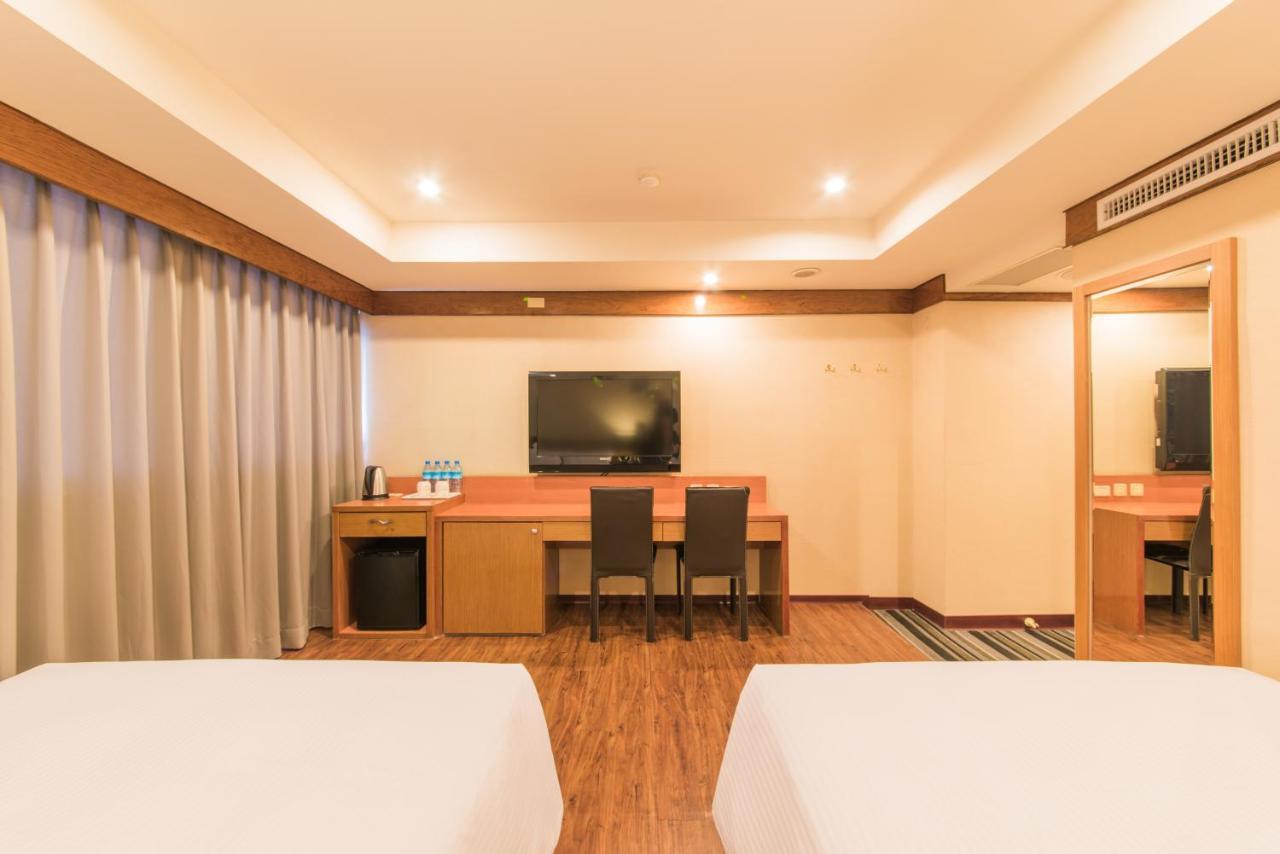 The Rivero Hotel Kaohsiung Exterior photo