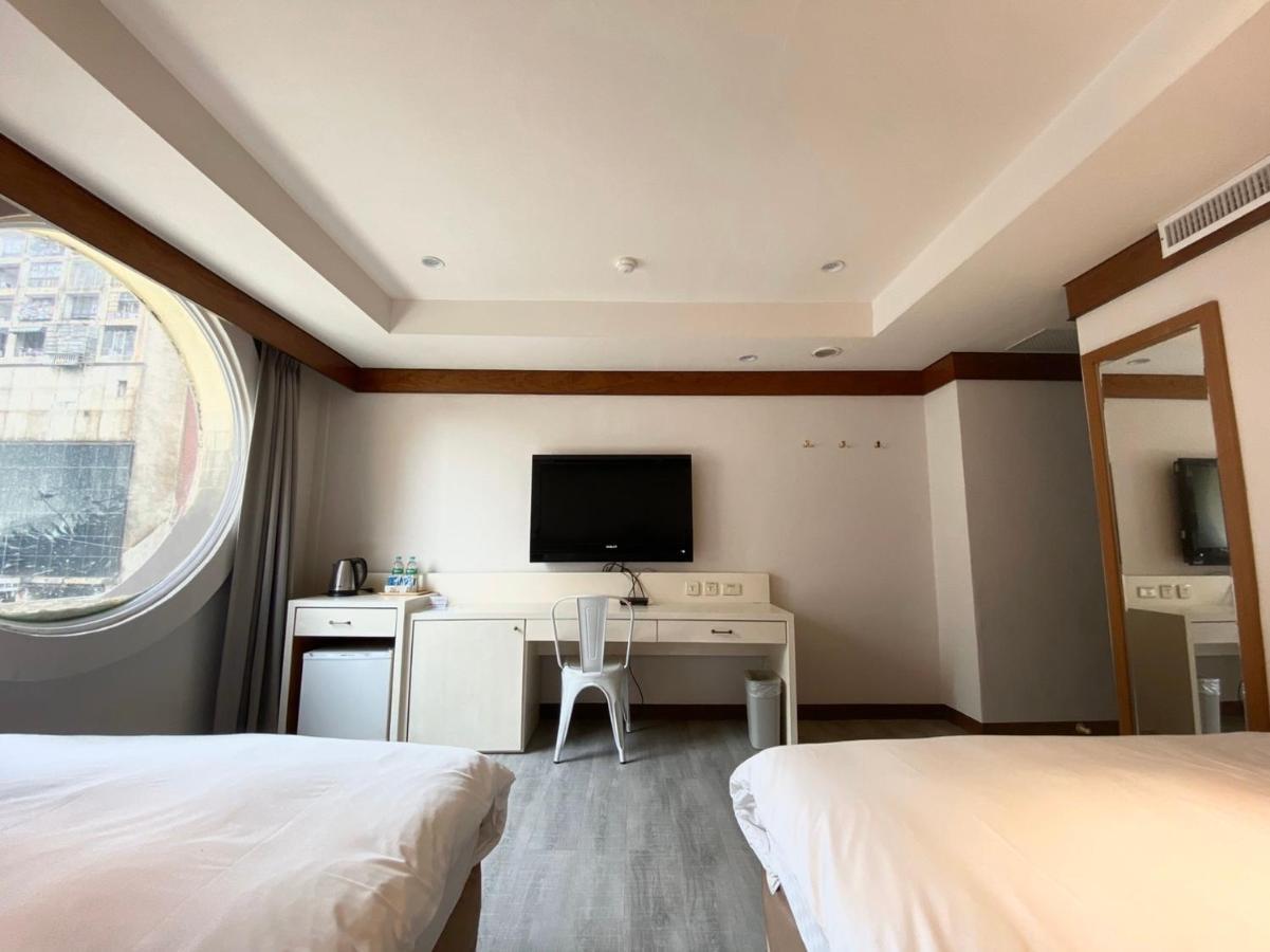 The Rivero Hotel Kaohsiung Exterior photo